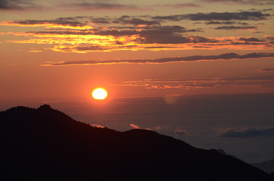 003-12_陳文秀_東埔山夕照