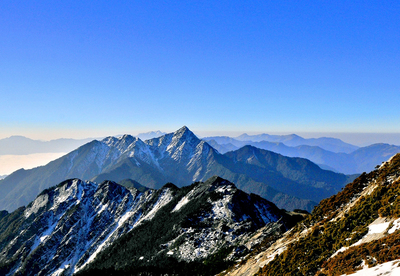 020-26_雷大同_中央尖山